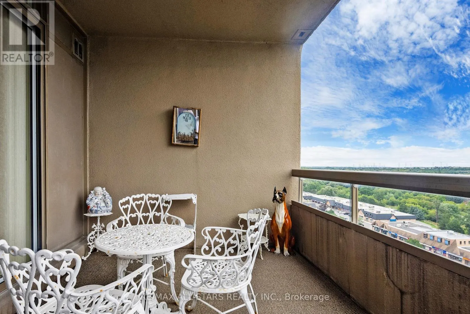1506 - 610 BULLOCK DRIVE