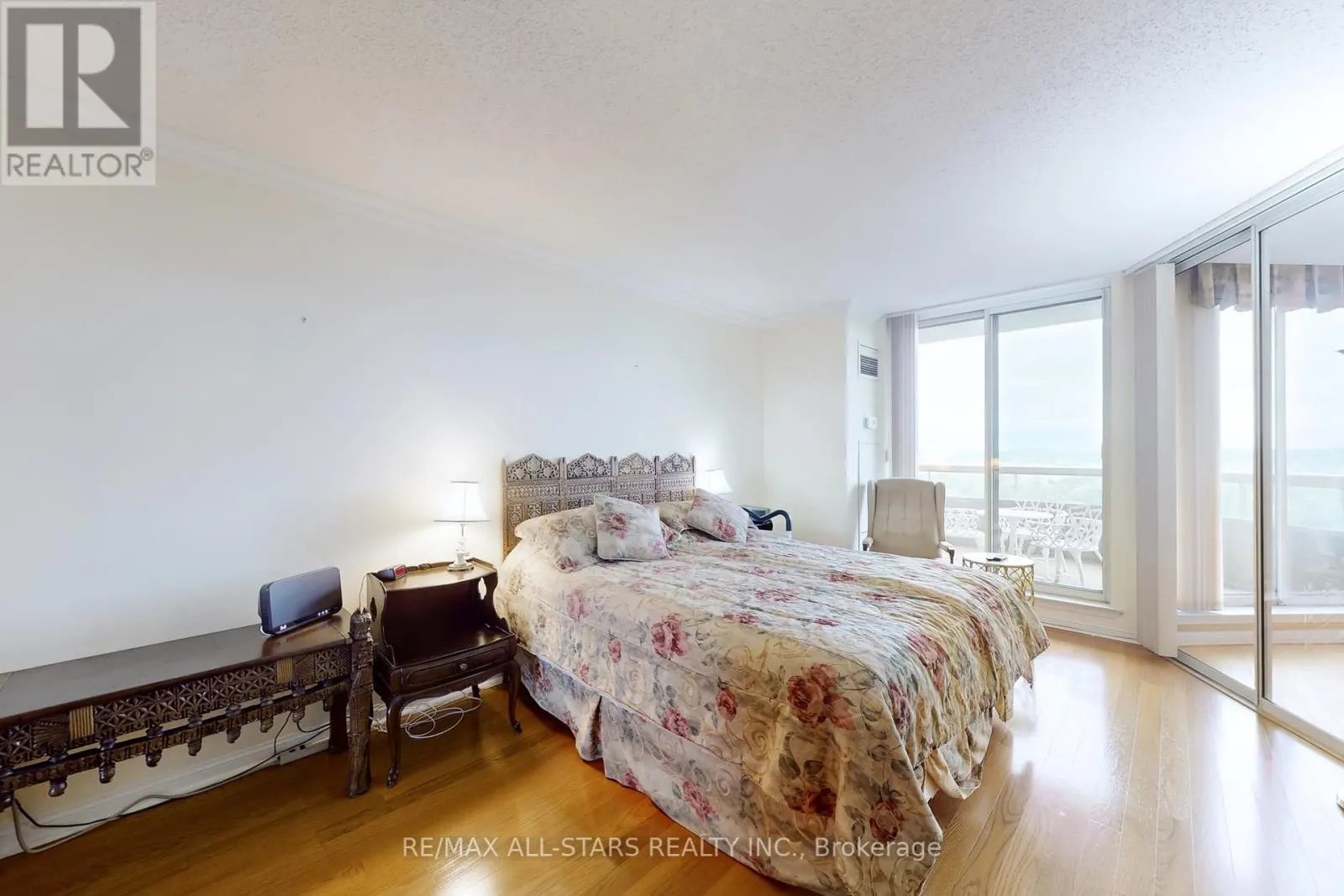 1506 - 610 BULLOCK DRIVE