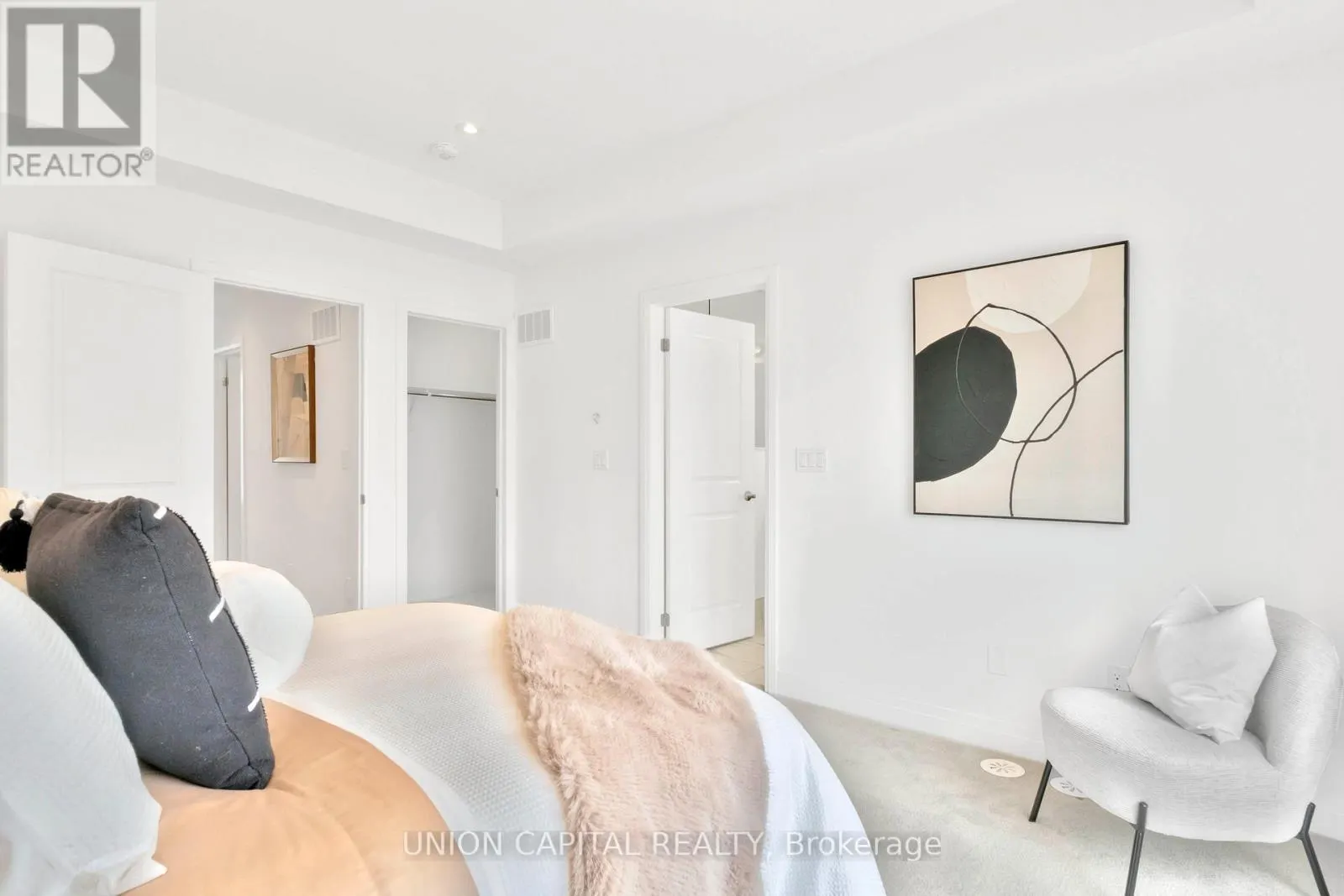 59 CAROLE BELL WAY