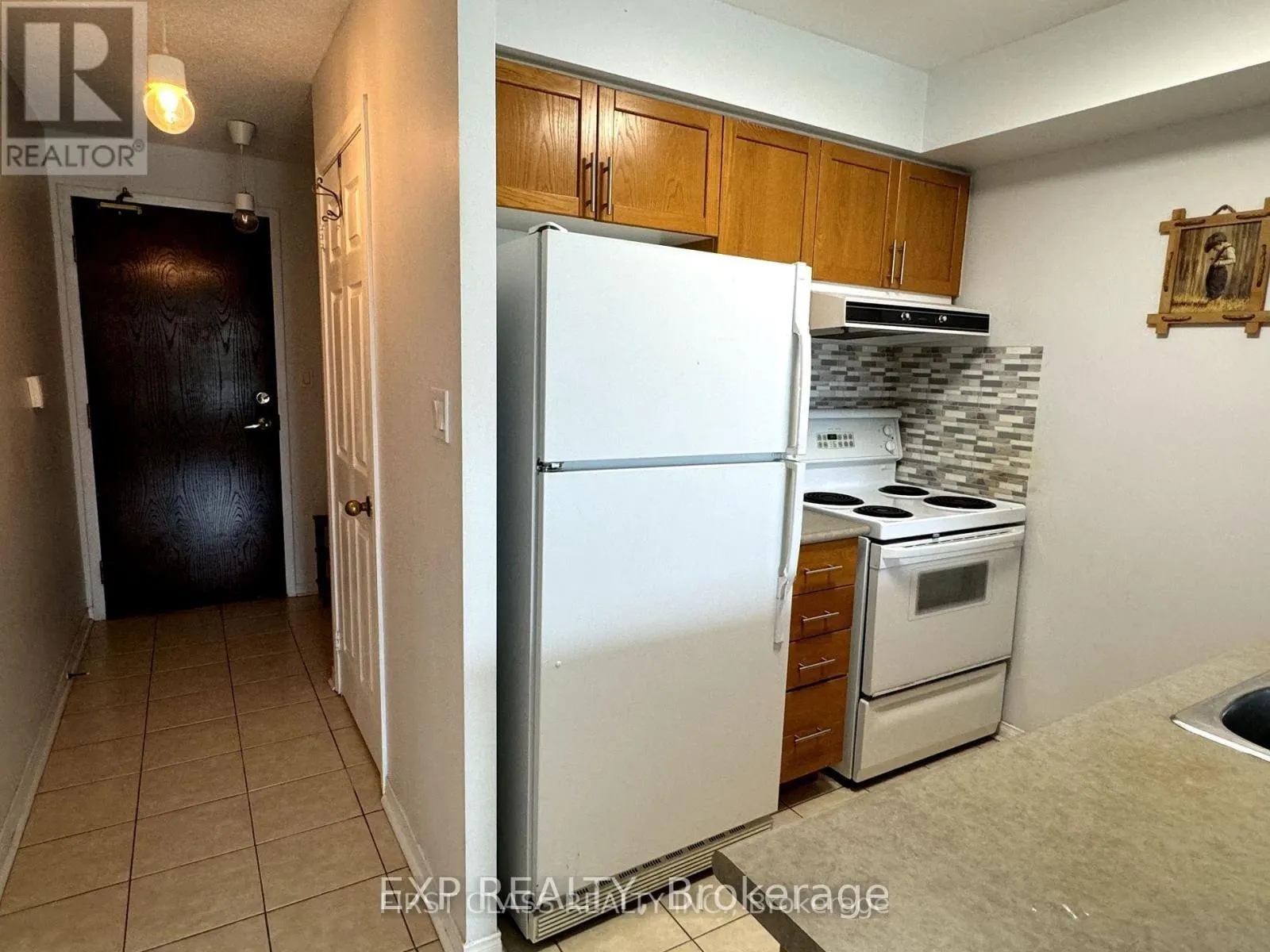 301 - 51 BAFFIN CRESCENT