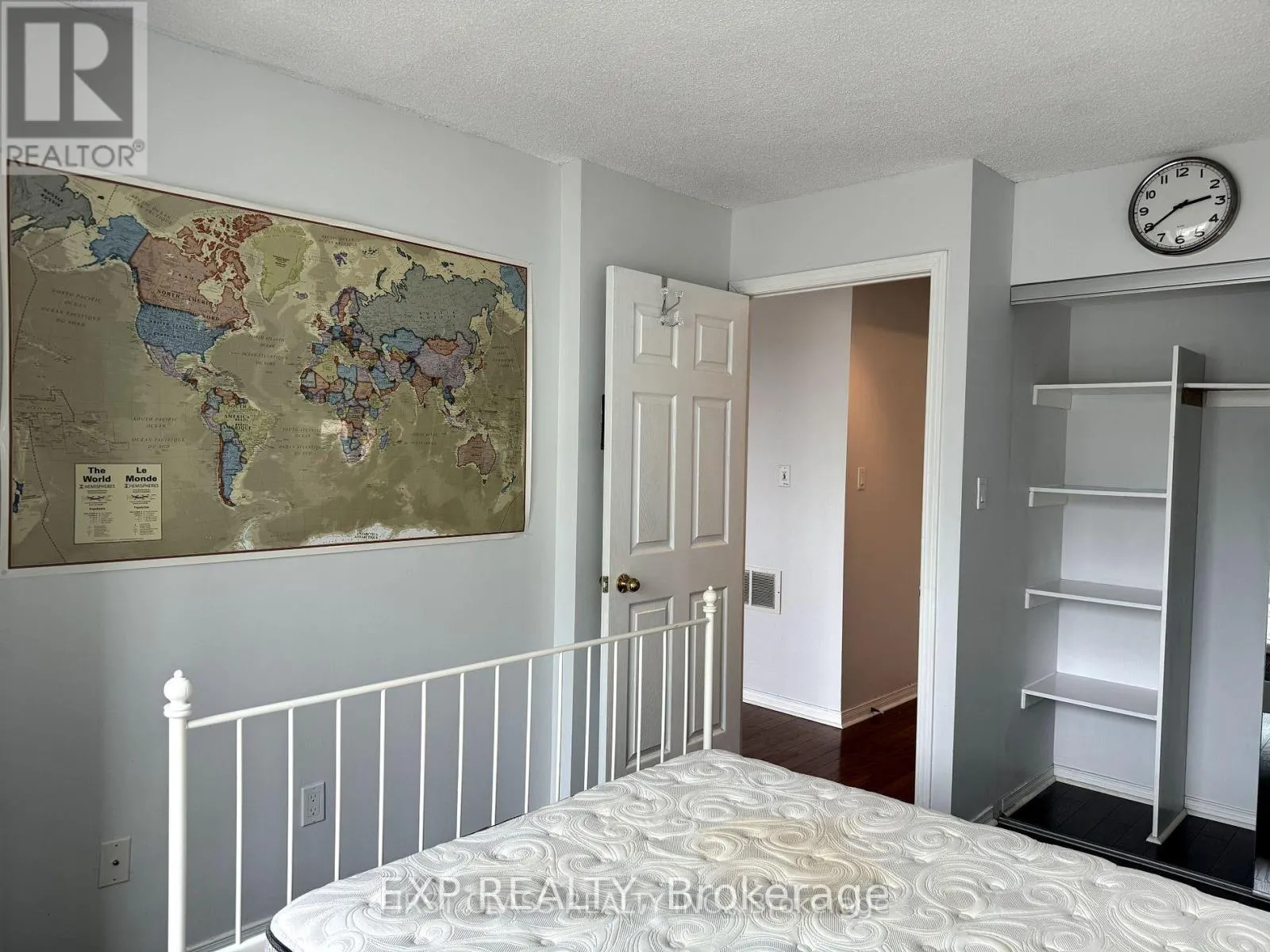 301 - 51 BAFFIN CRESCENT
