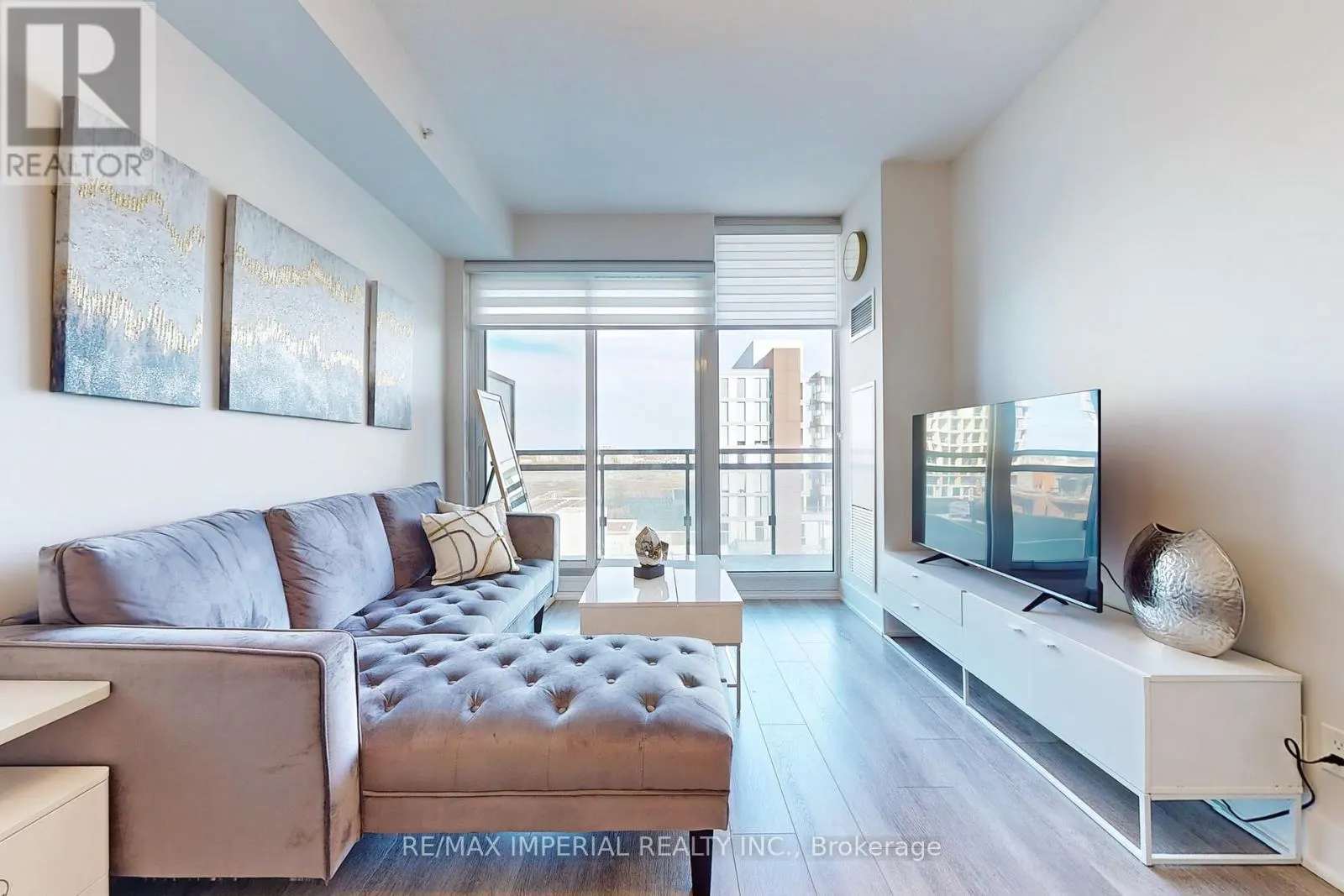 1117 - 8081 BIRCHMOUNT ROAD