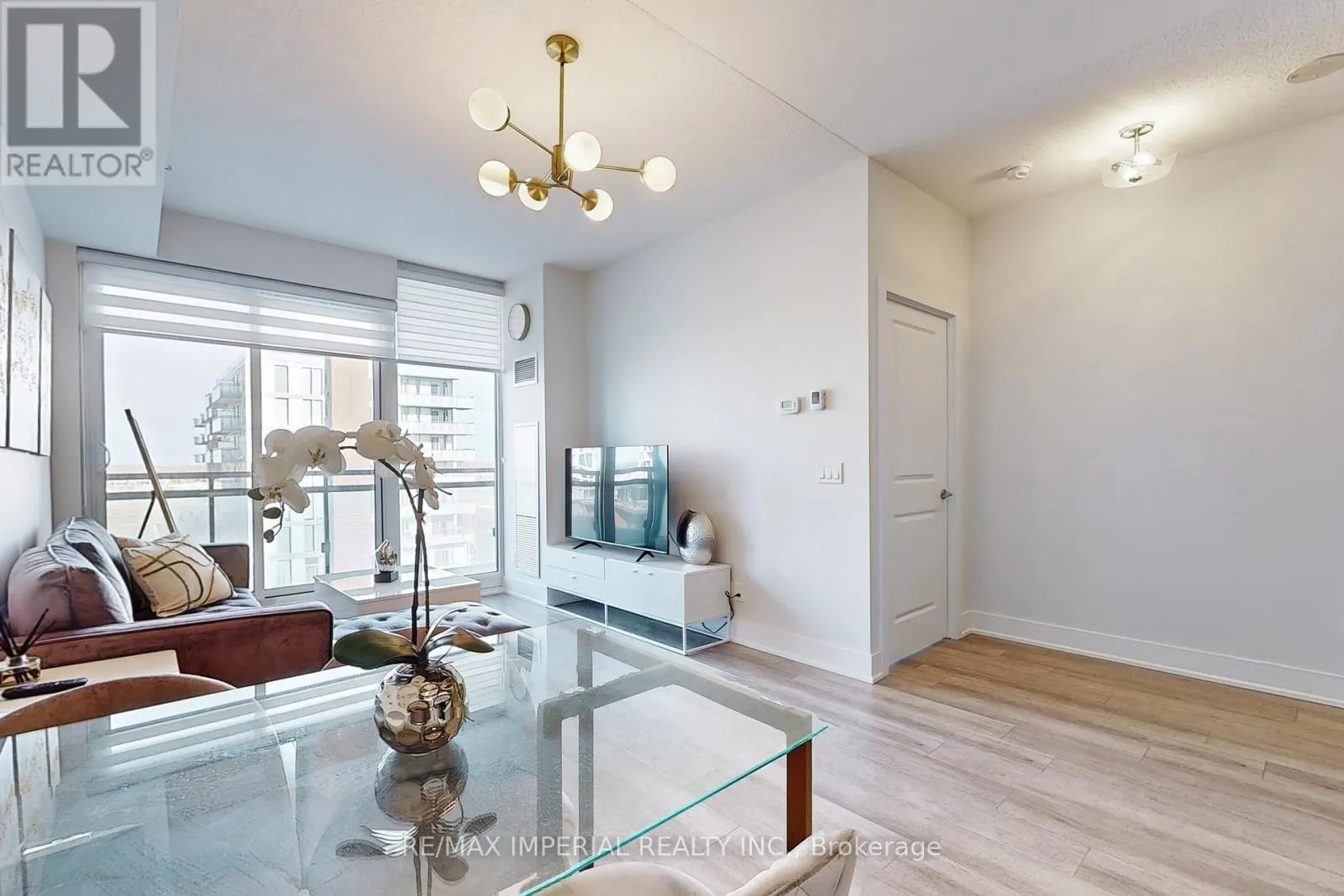 1117 - 8081 BIRCHMOUNT ROAD