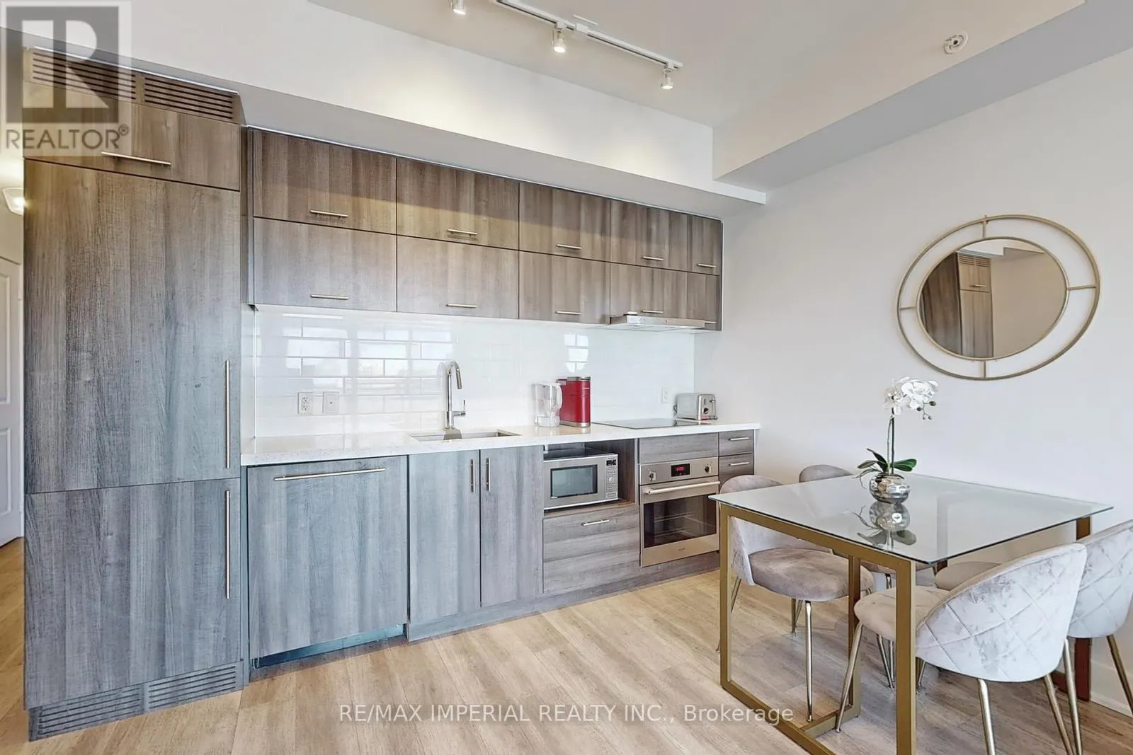 1117 - 8081 BIRCHMOUNT ROAD