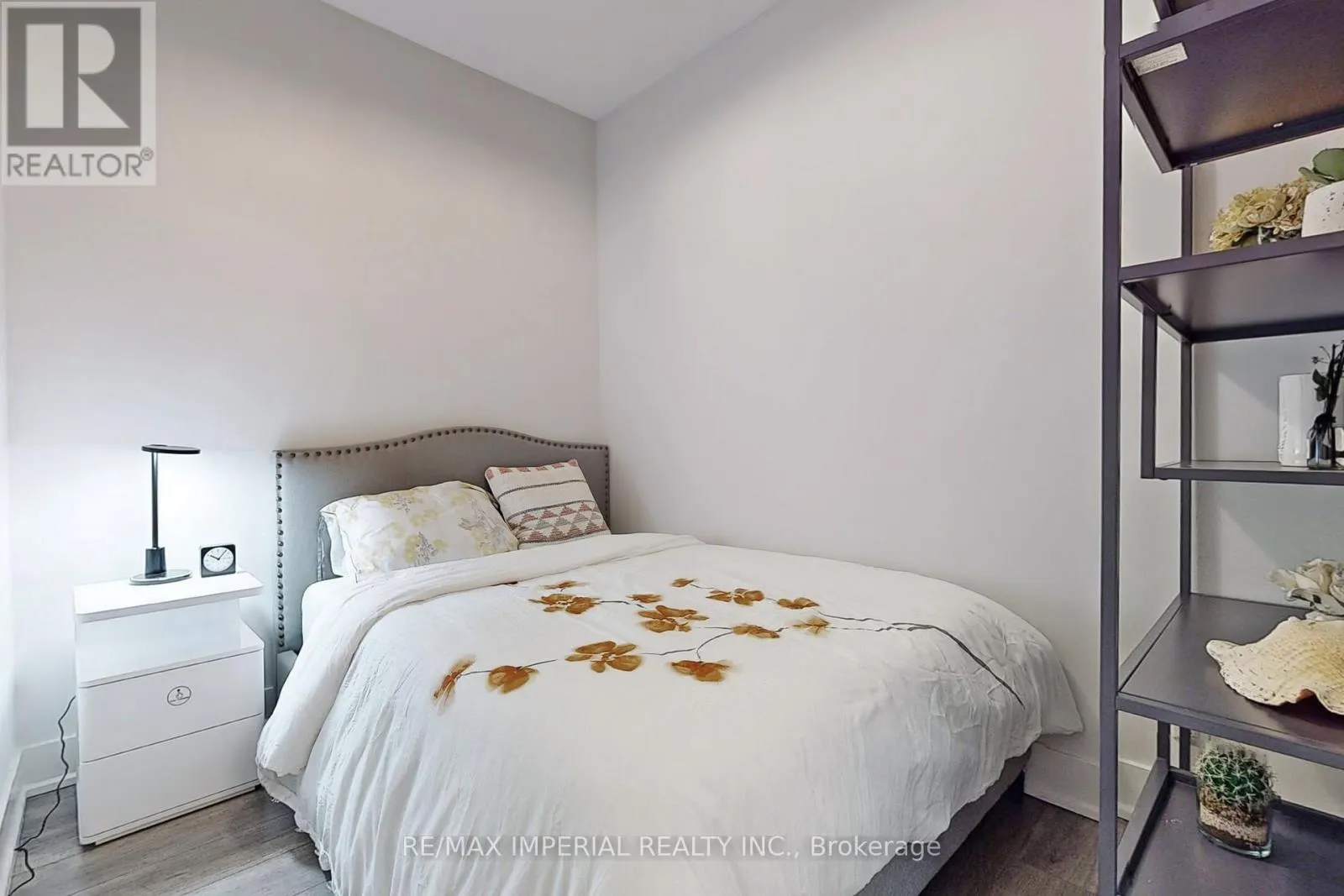 1117 - 8081 BIRCHMOUNT ROAD