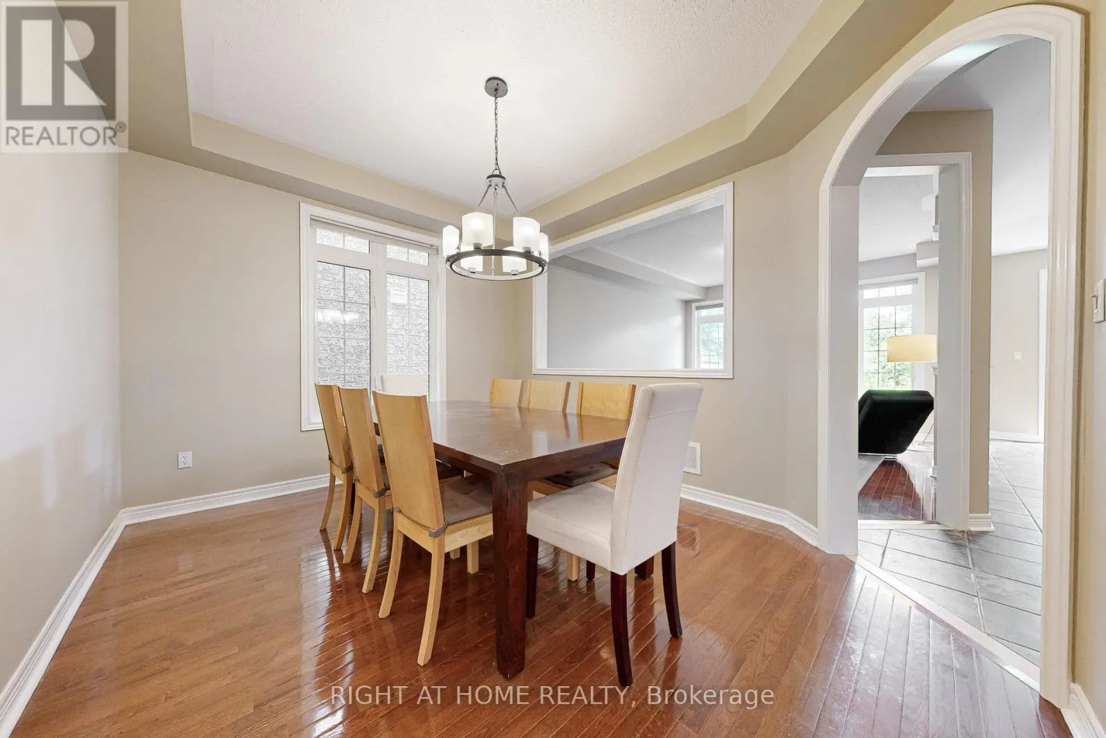 41 - 280 PARADELLE DRIVE