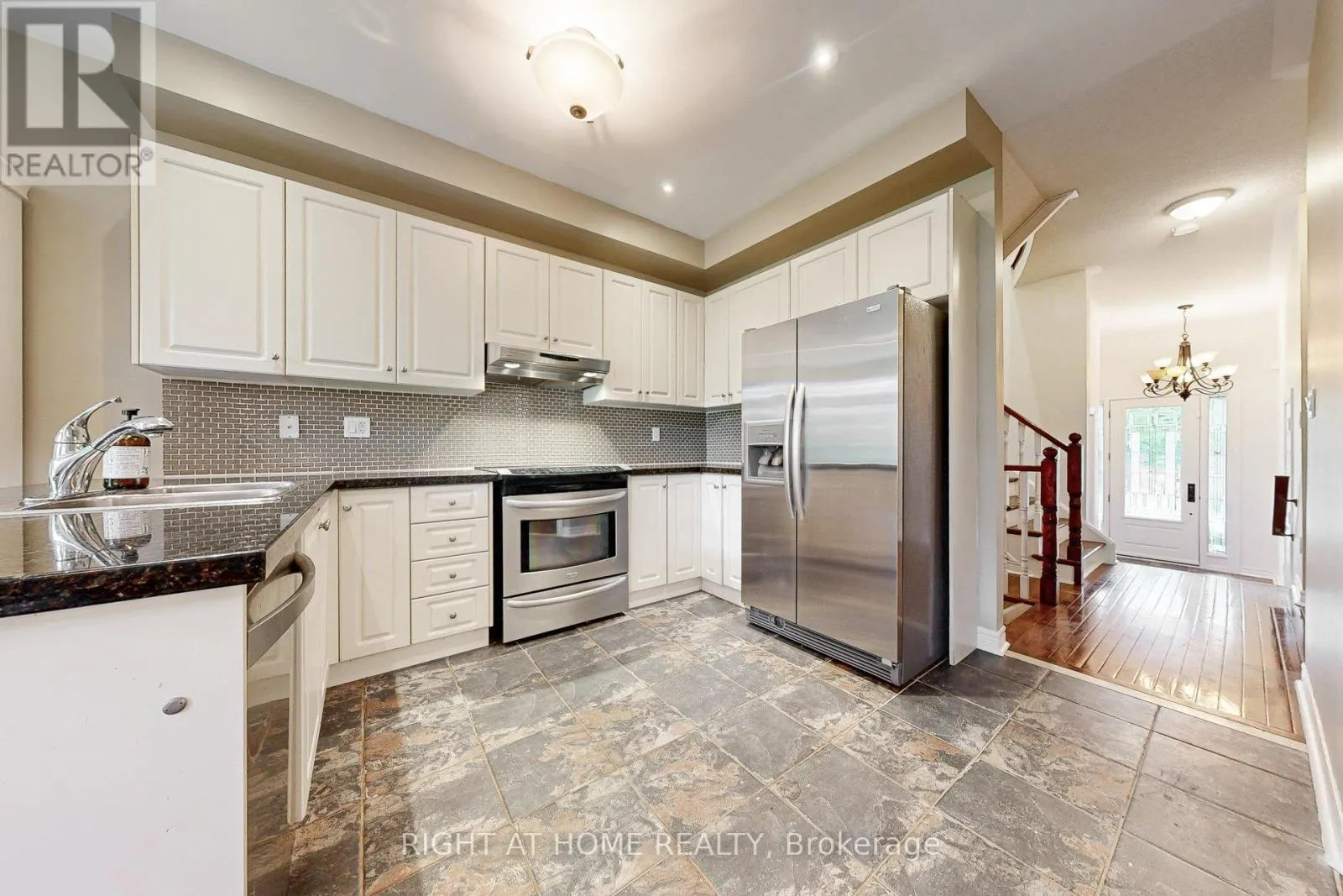 41 - 280 PARADELLE DRIVE