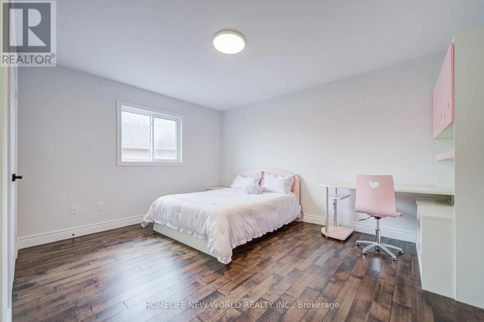 178 ALPINE CRESCENT