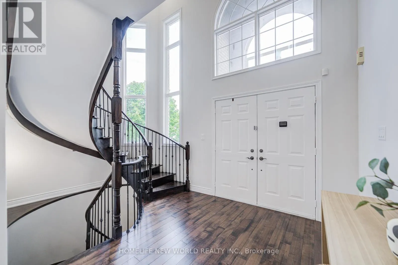 178 ALPINE CRESCENT