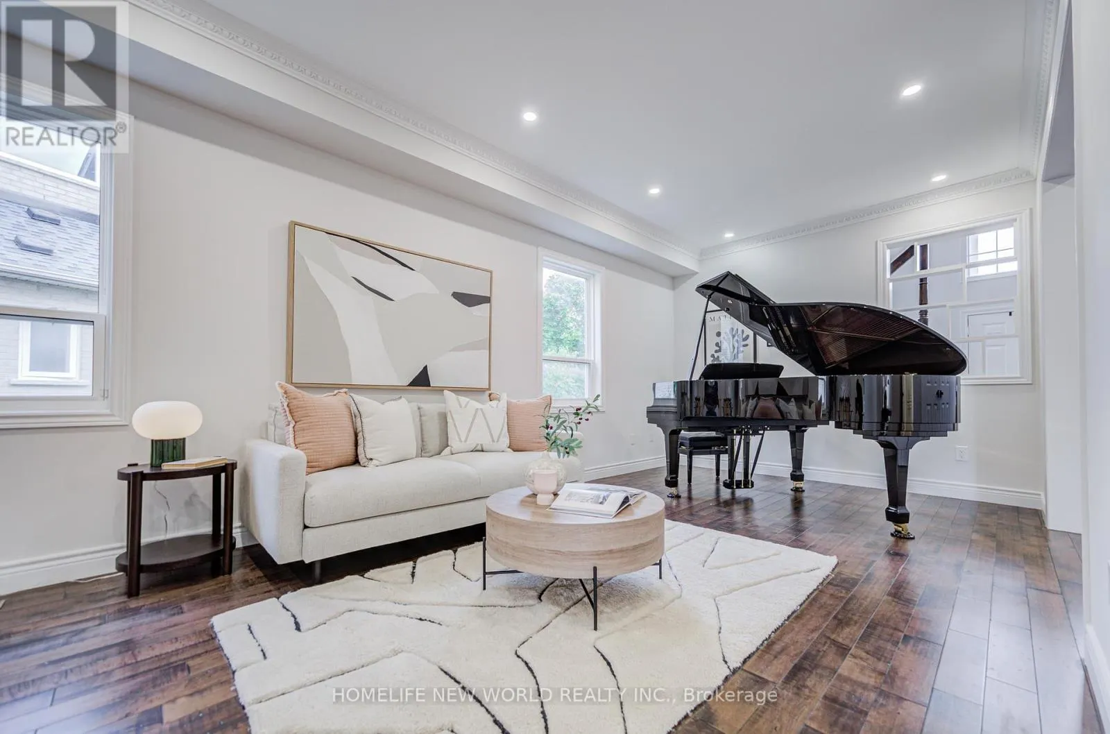 178 ALPINE CRESCENT