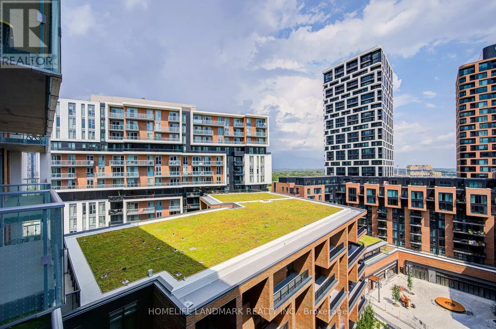 1302 - 8119 BIRCHMOUNT ROAD