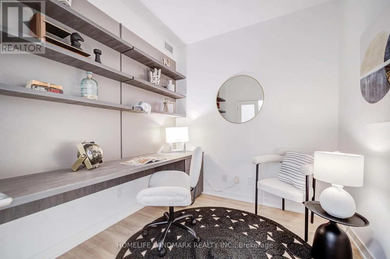 1302 - 8119 BIRCHMOUNT ROAD