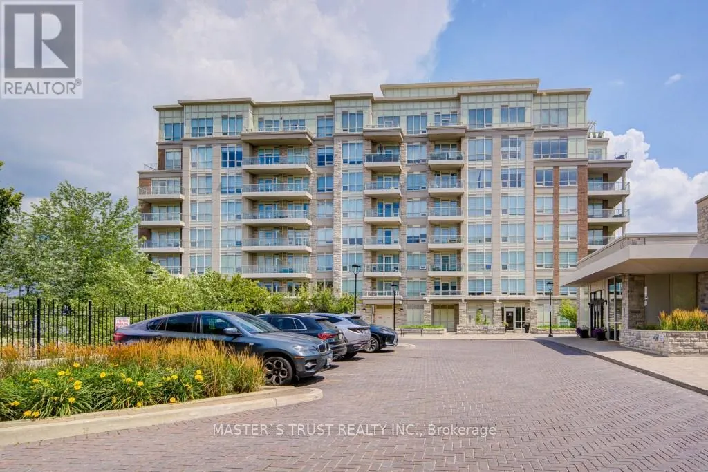 307 - 15 STOLLERY POND CRESCENT