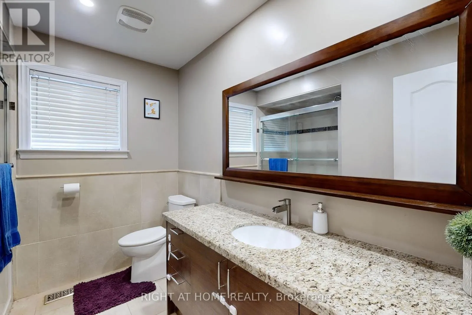 UPPER - 30 CASABEL DRIVE