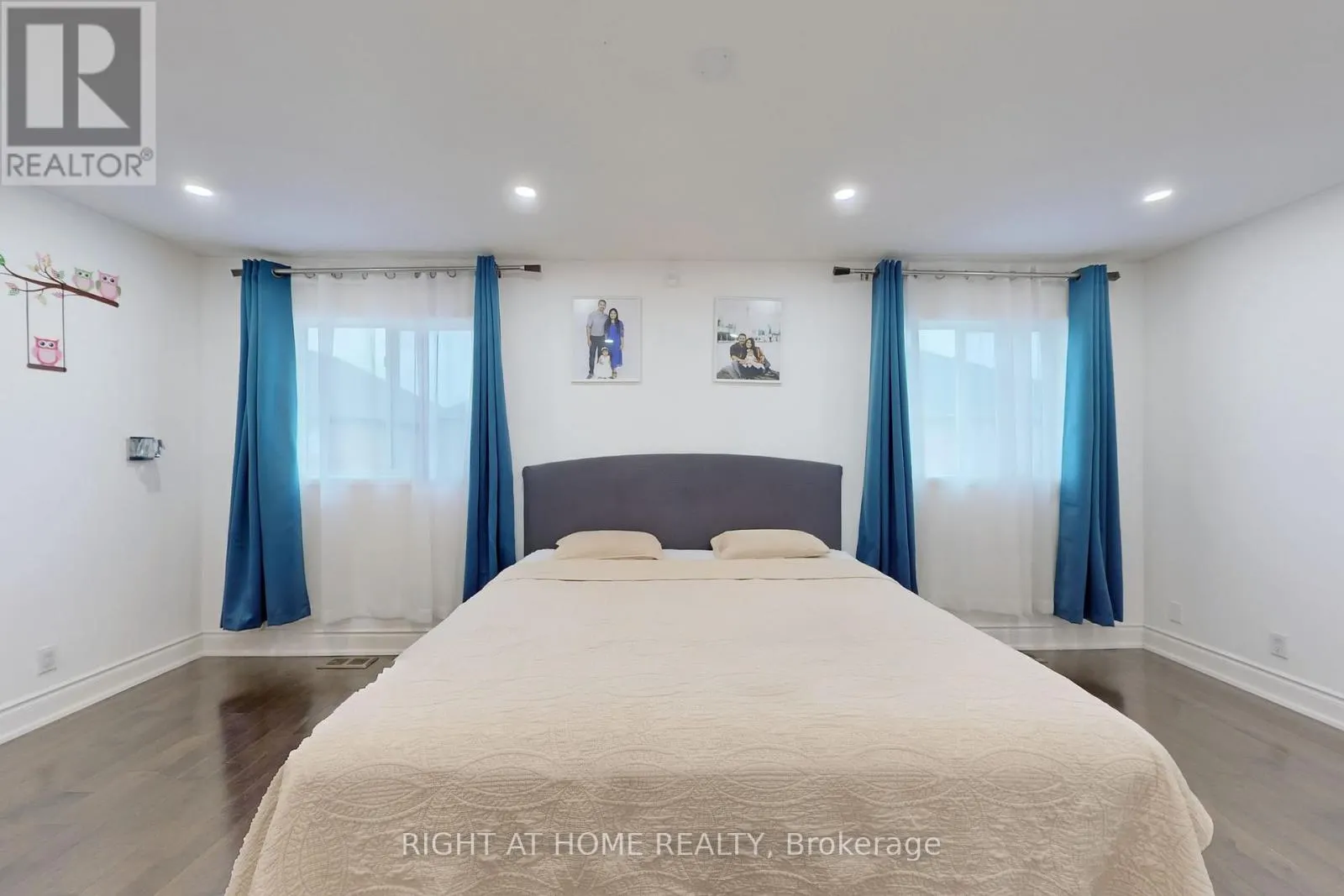 UPPER - 30 CASABEL DRIVE