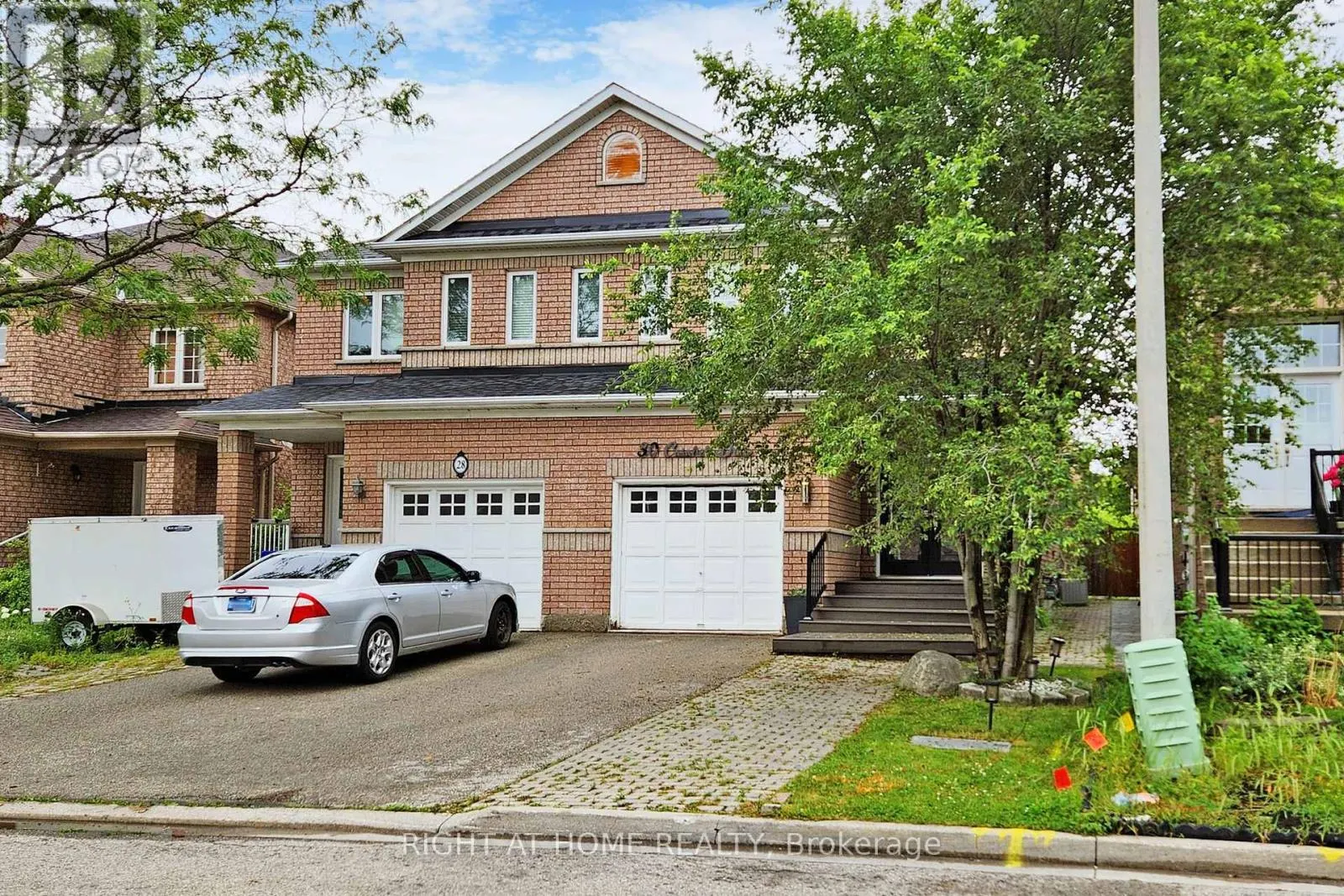 UPPER - 30 CASABEL DRIVE
