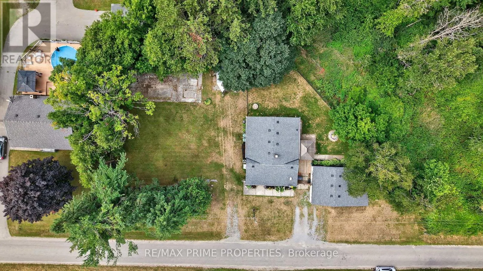 5670 THOMAS DRIVE