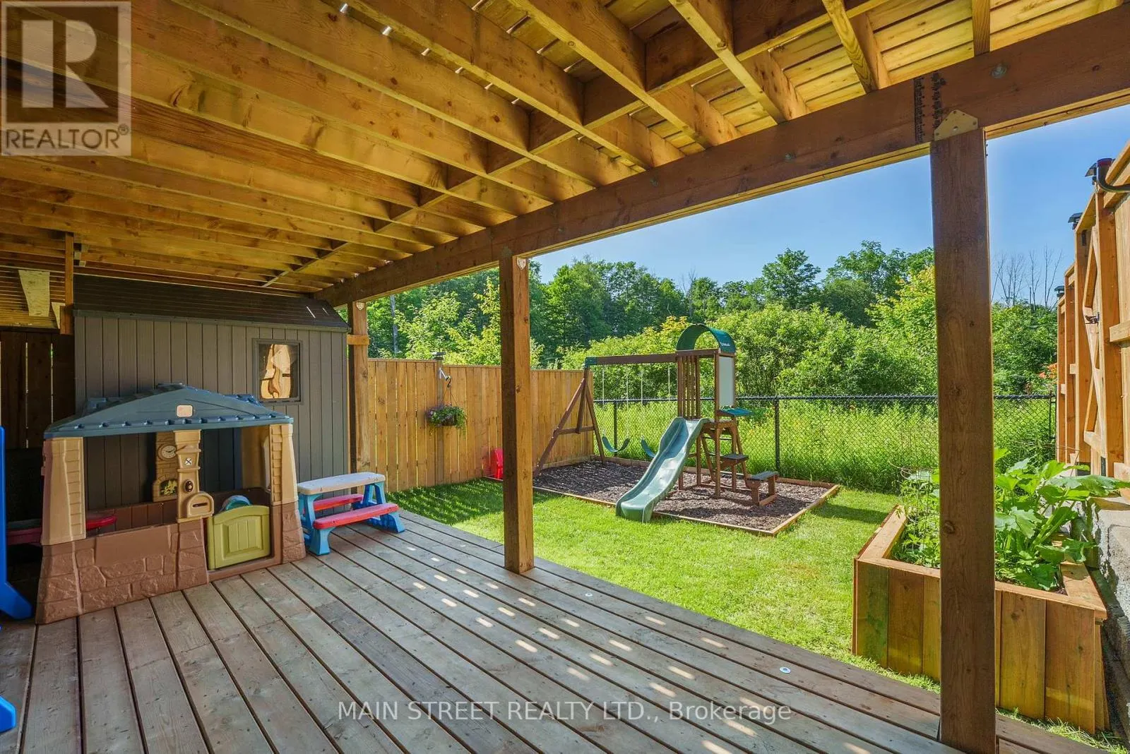 10 PROSSER CRESCENT