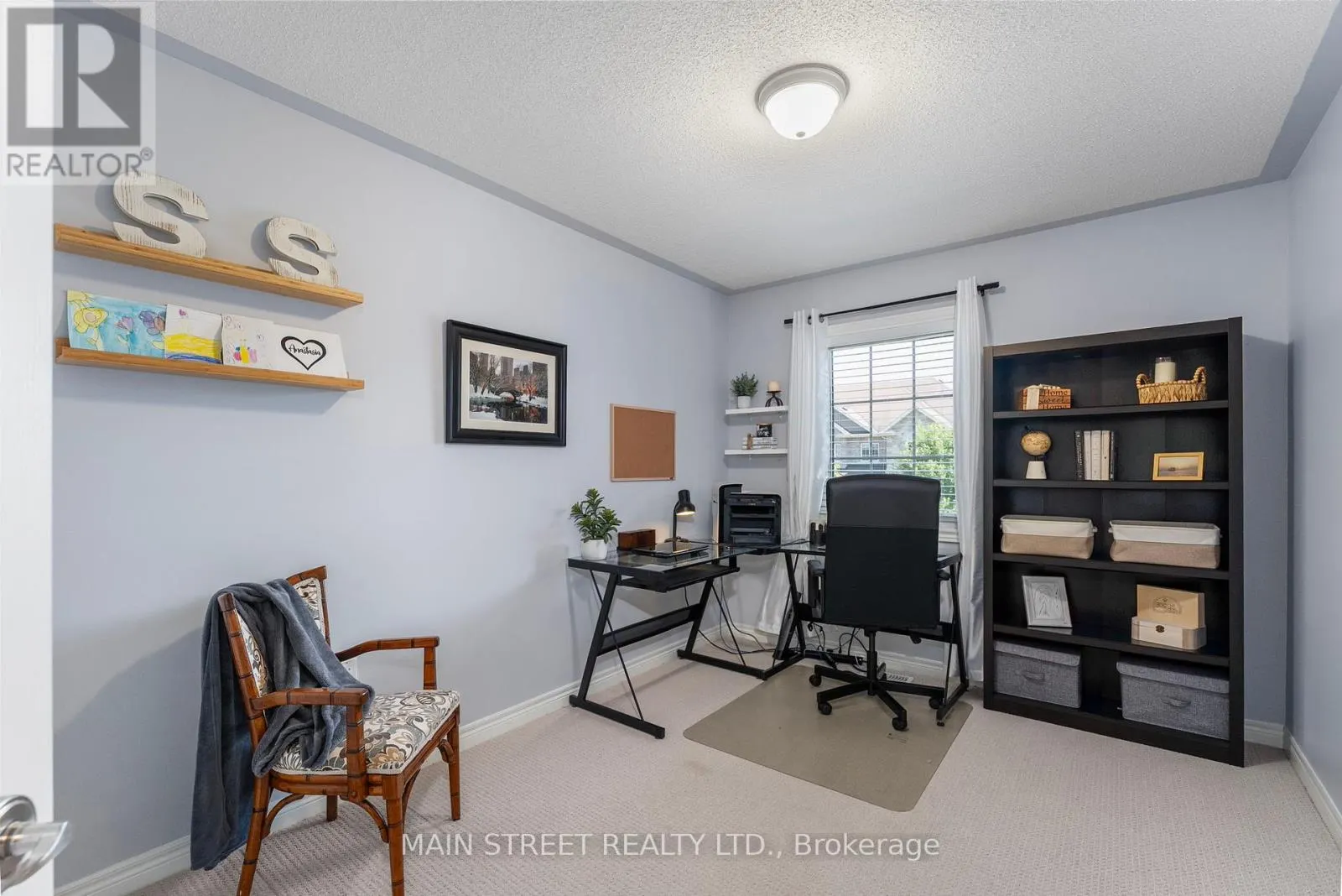 10 PROSSER CRESCENT