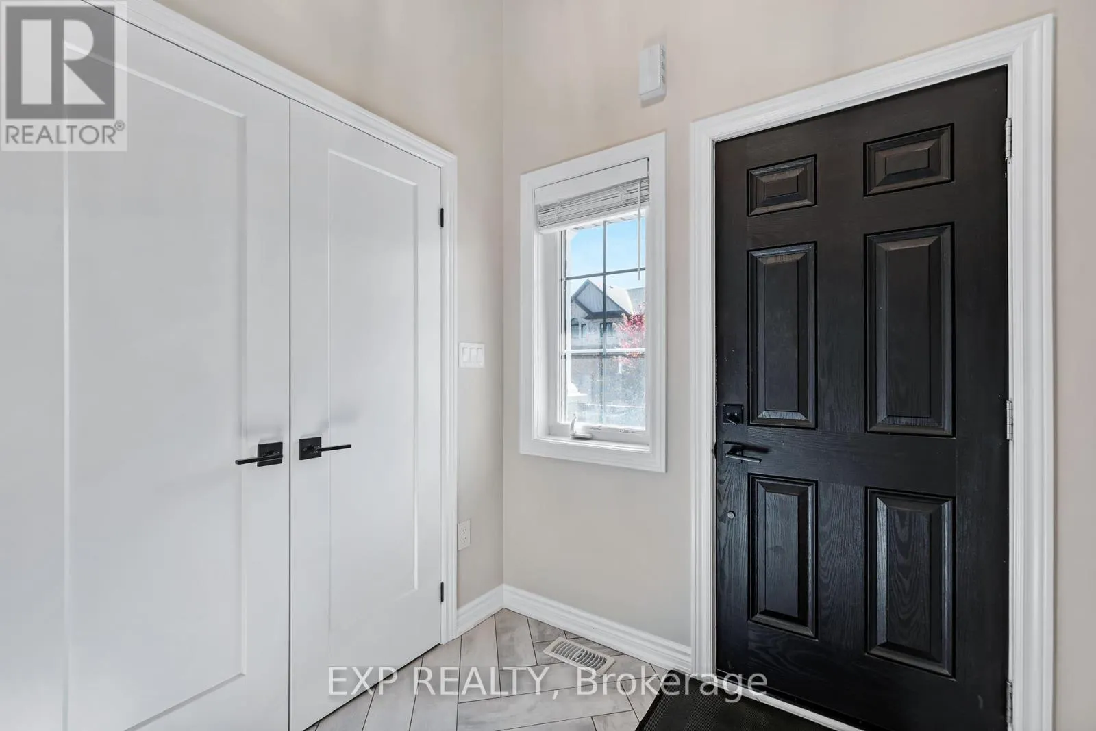 9 GORD MATTHEWS WAY