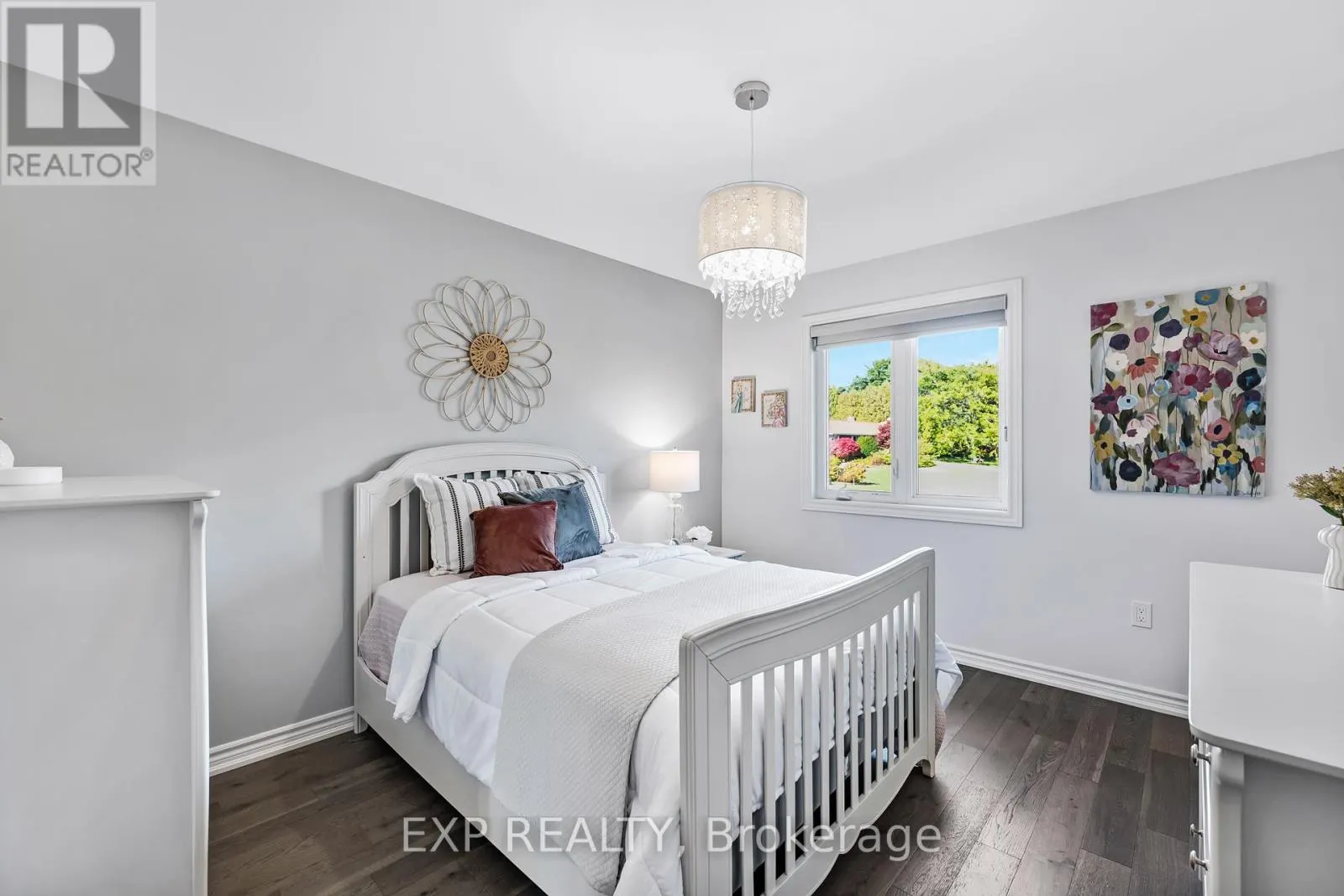 9 GORD MATTHEWS WAY