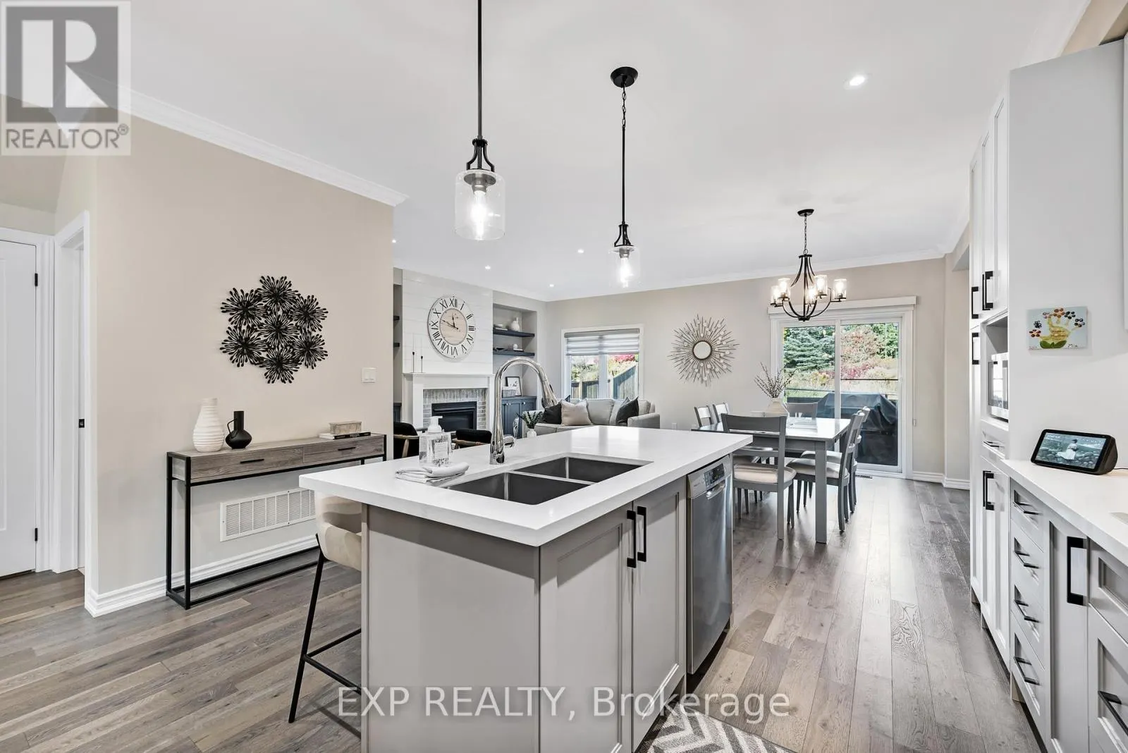 9 GORD MATTHEWS WAY