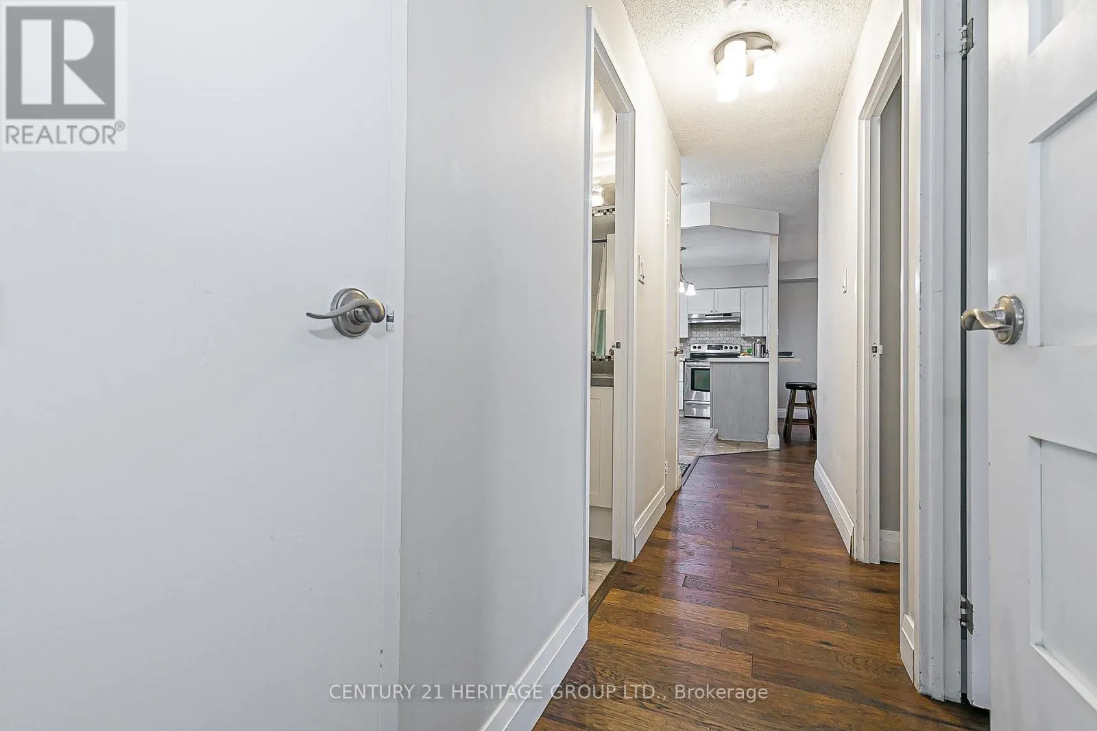 712 - 260 DAVIS DRIVE