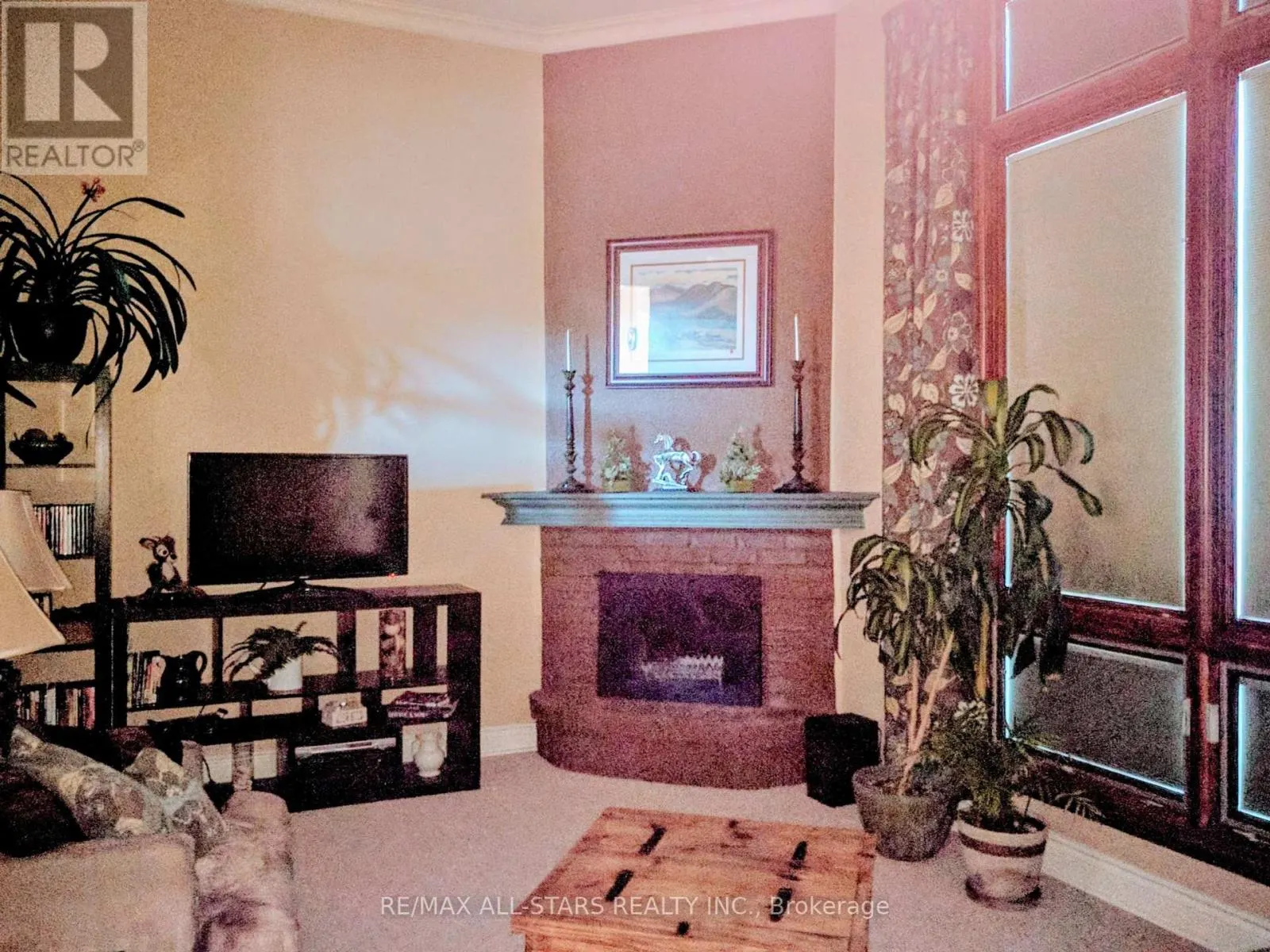 6 HEPWORTH WAY