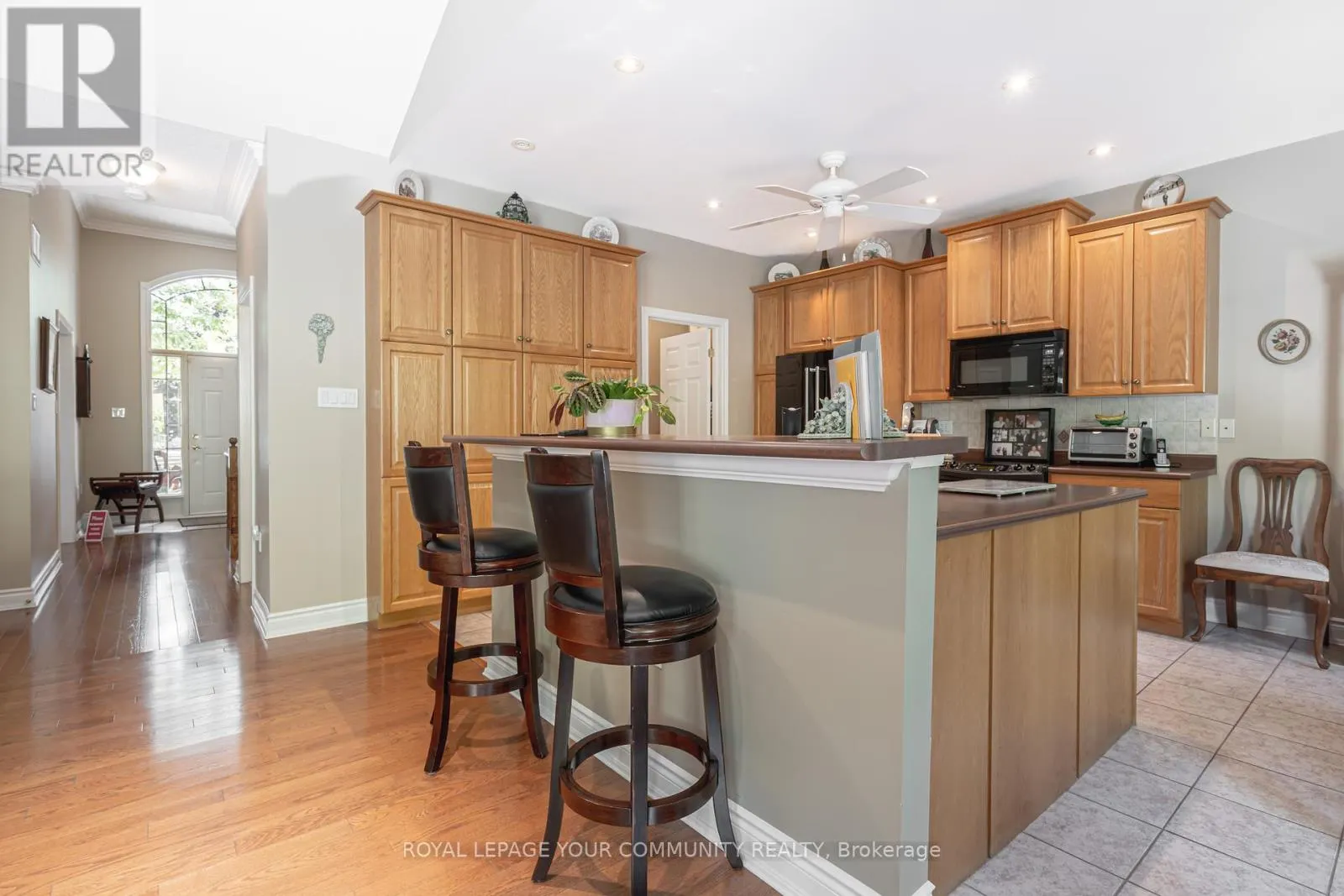 17 - 50 RENAISSANCE POINT