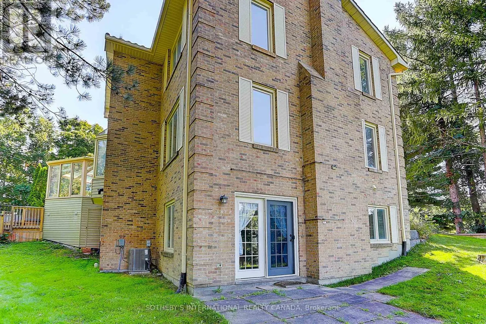 30 HUNTERS GLEN ROAD