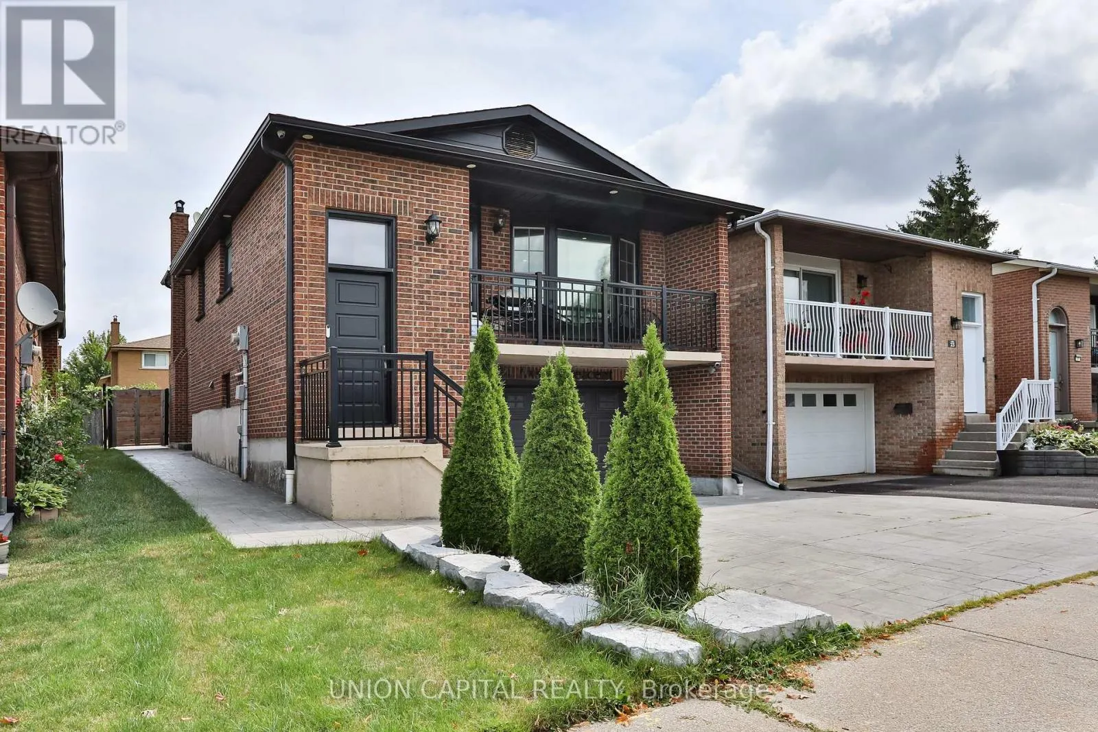 21 AVON CRESCENT