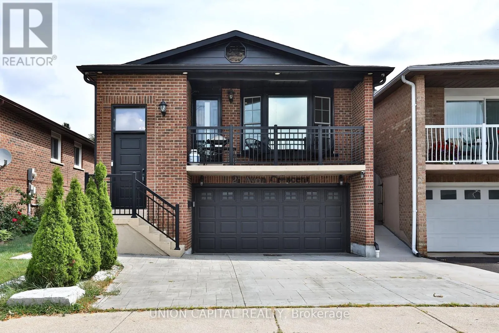 21 AVON CRESCENT
