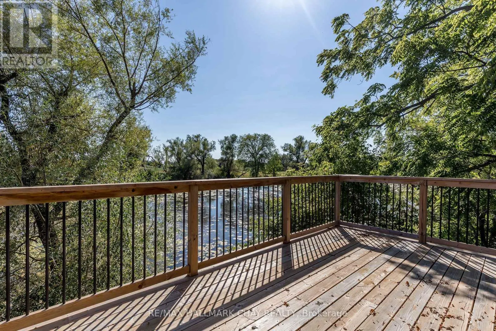 UPPER - 3993 STOUFFVILLE ROAD