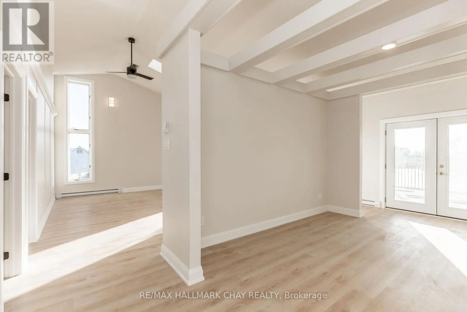 UPPER - 3993 STOUFFVILLE ROAD