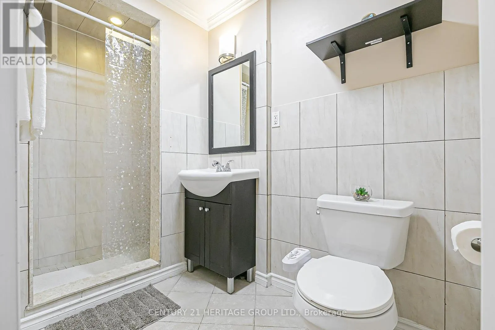 47 - 698 CARADONNA CRESCENT