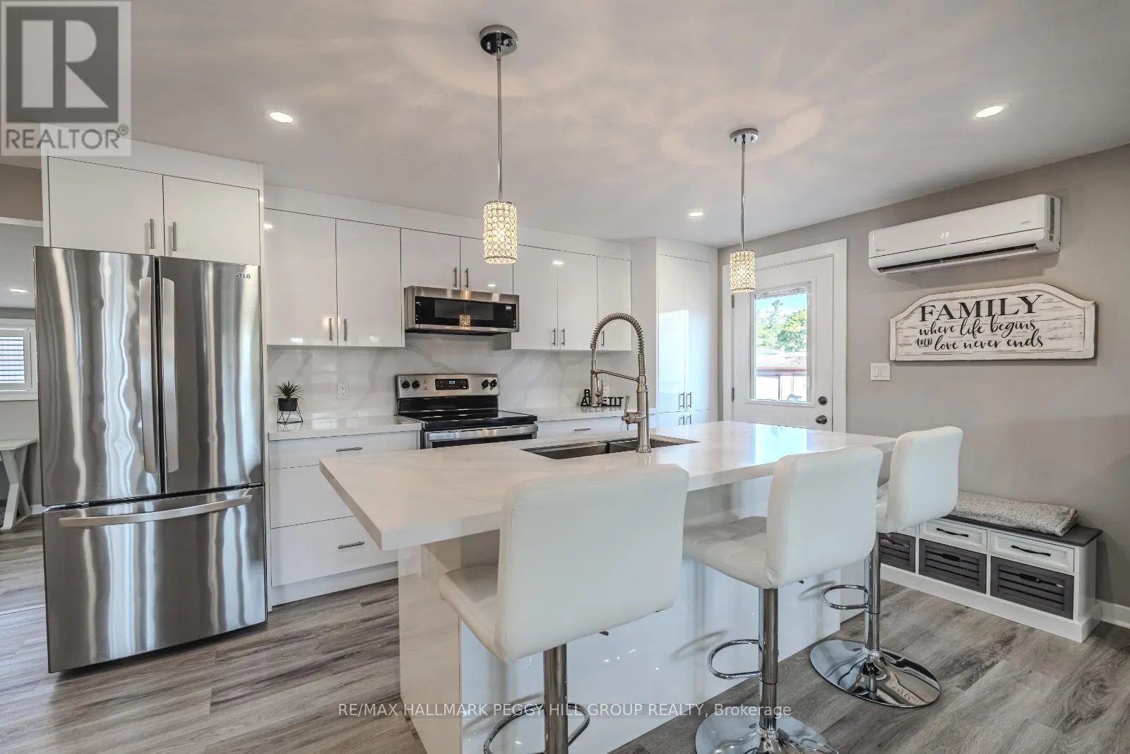10 NETTLES COVE