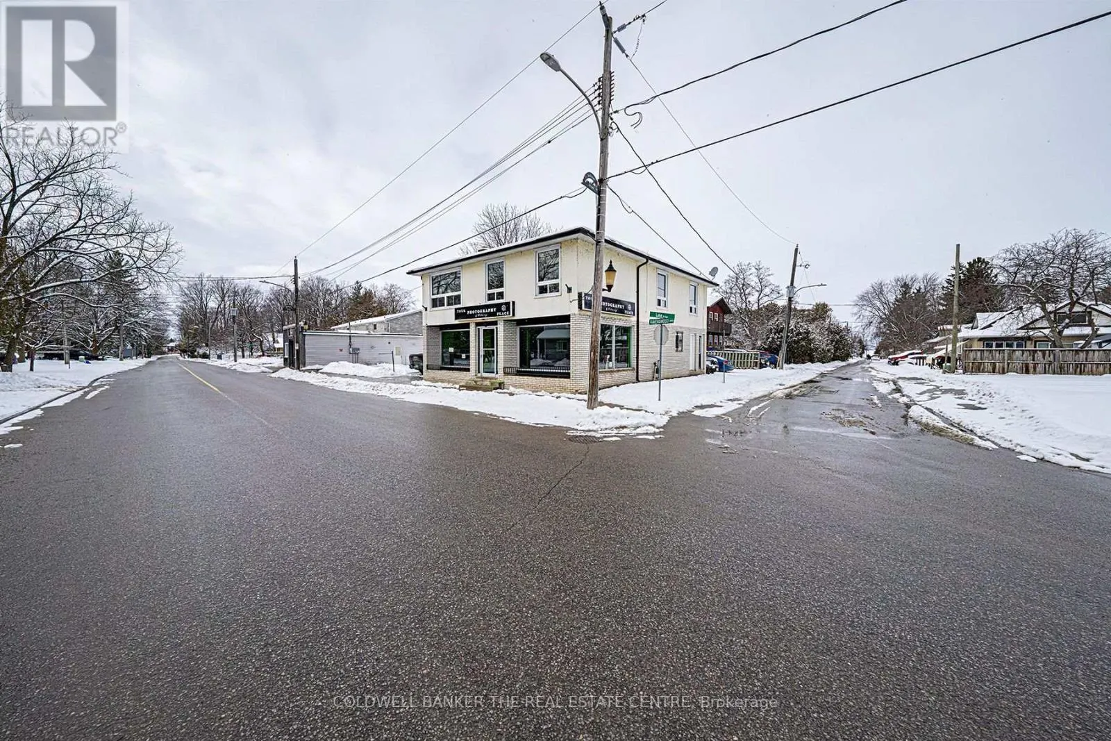 920 LAKE DRIVE