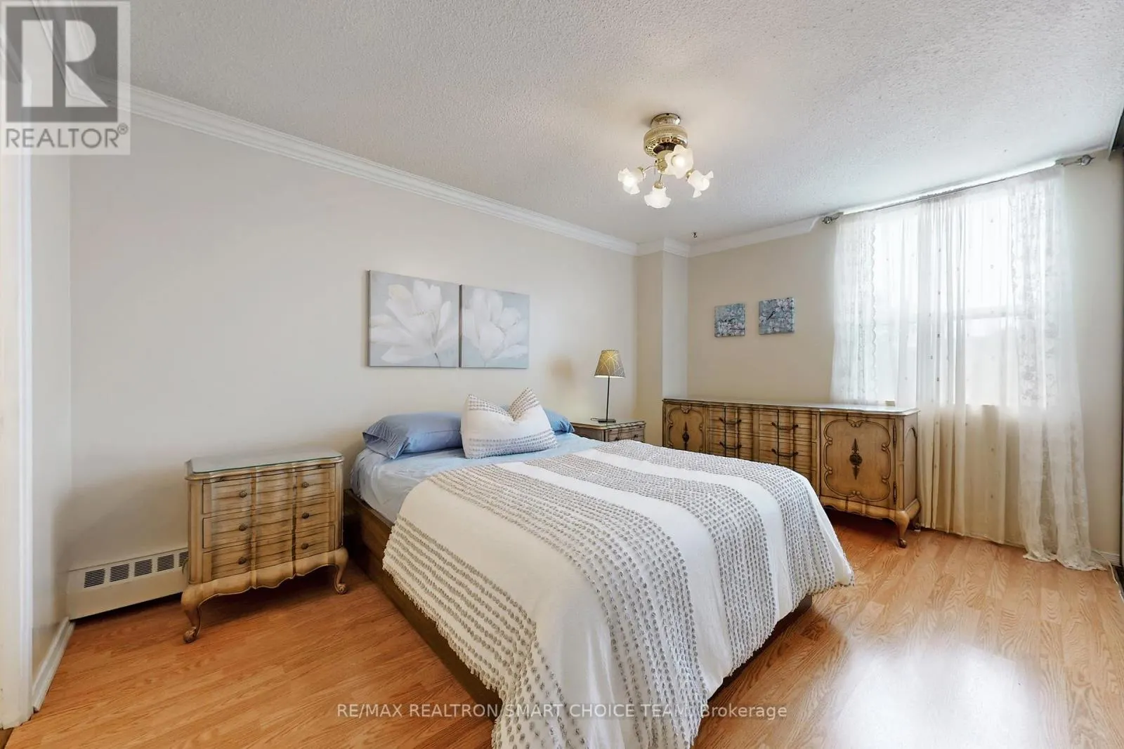 506 - 180 DUDLEY AVENUE