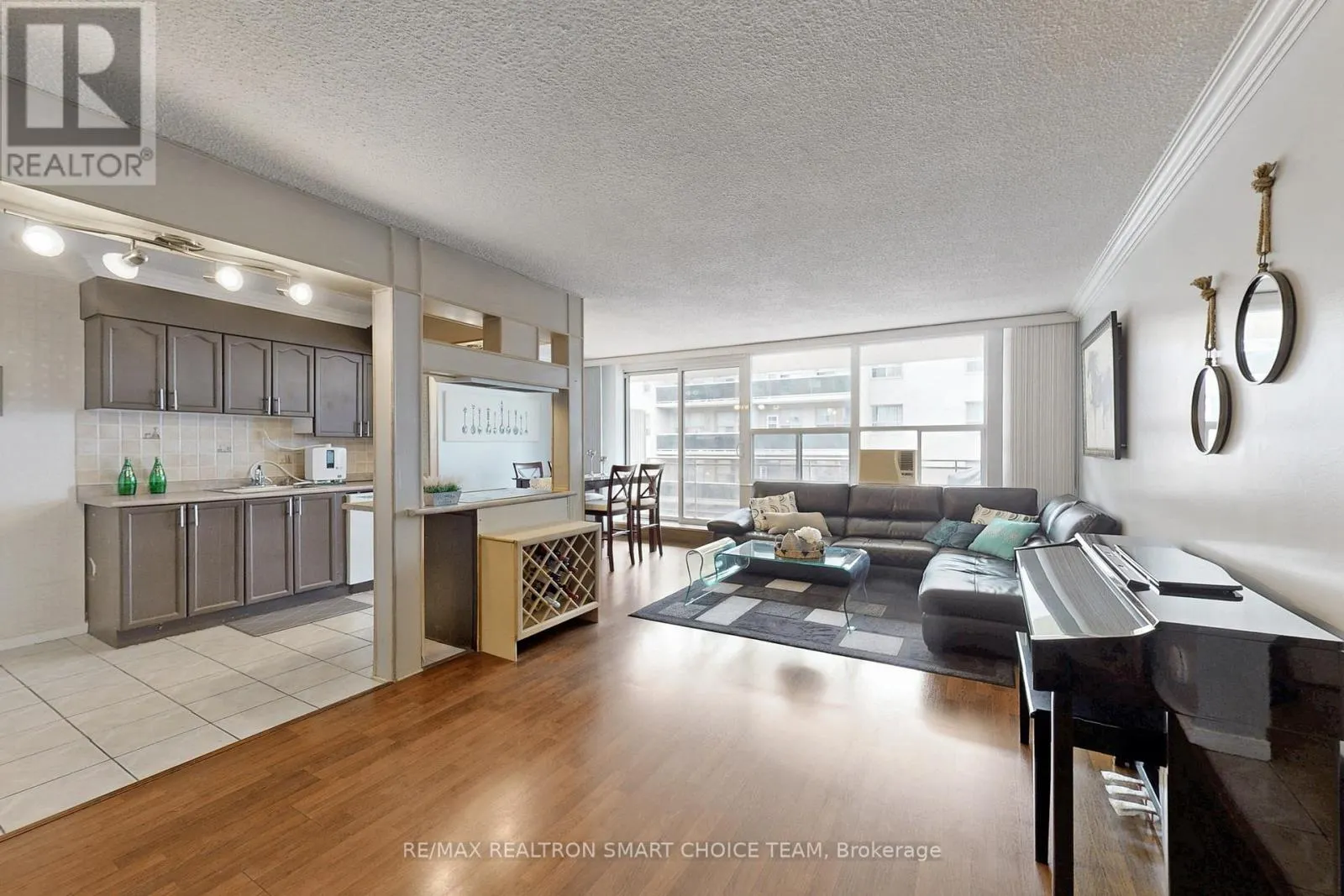506 - 180 DUDLEY AVENUE