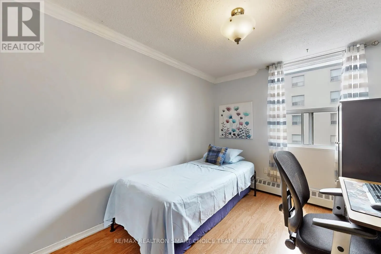 506 - 180 DUDLEY AVENUE