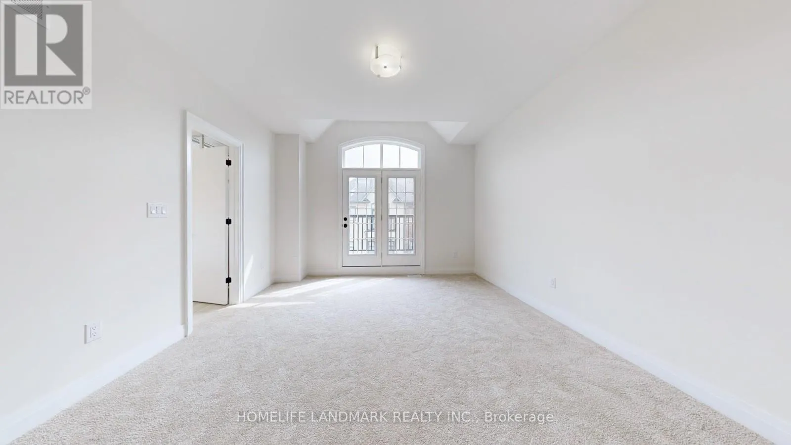 1 ABBEYHILL LANE
