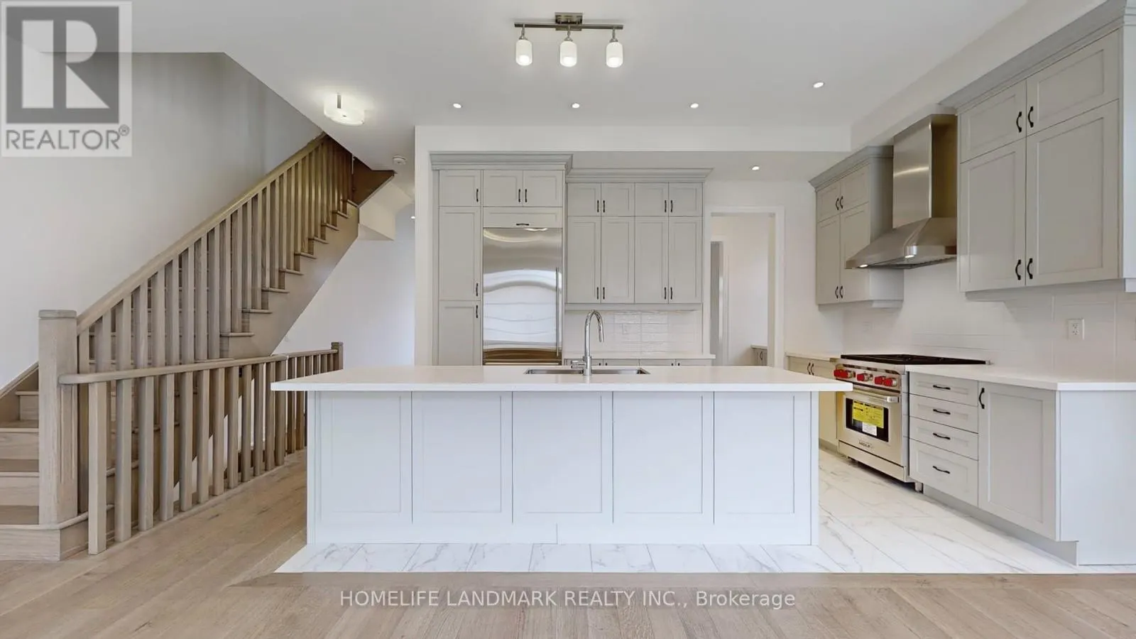 1 ABBEYHILL LANE