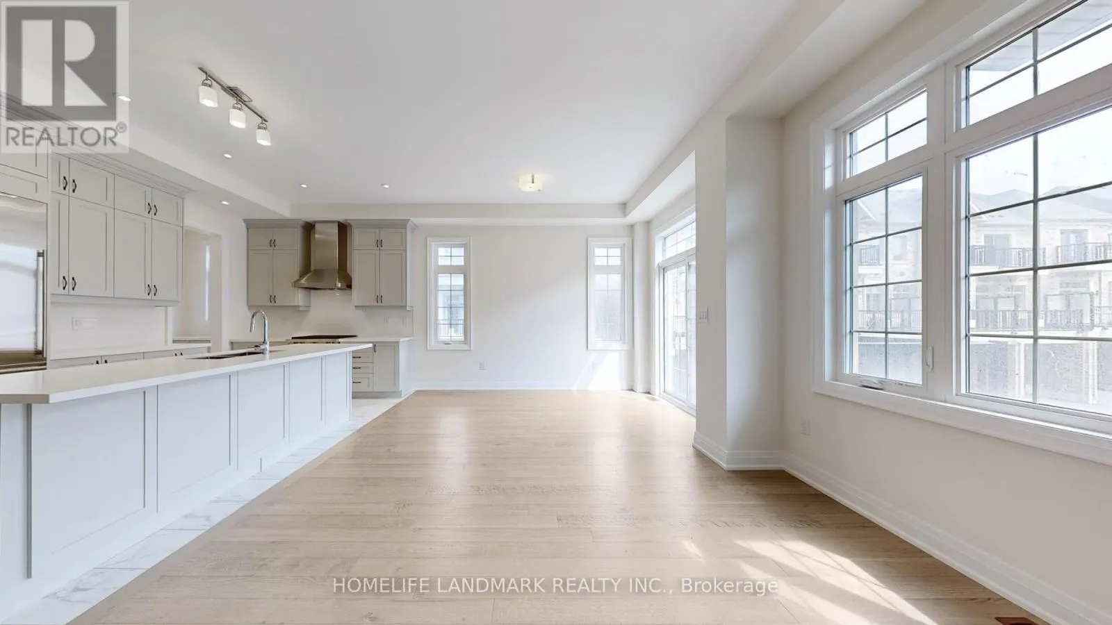 1 ABBEYHILL LANE