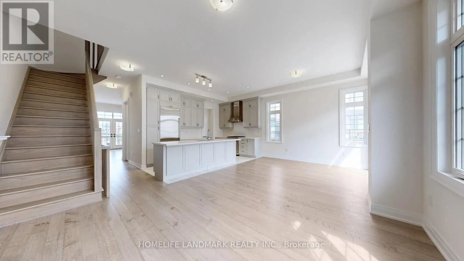 1 ABBEYHILL LANE