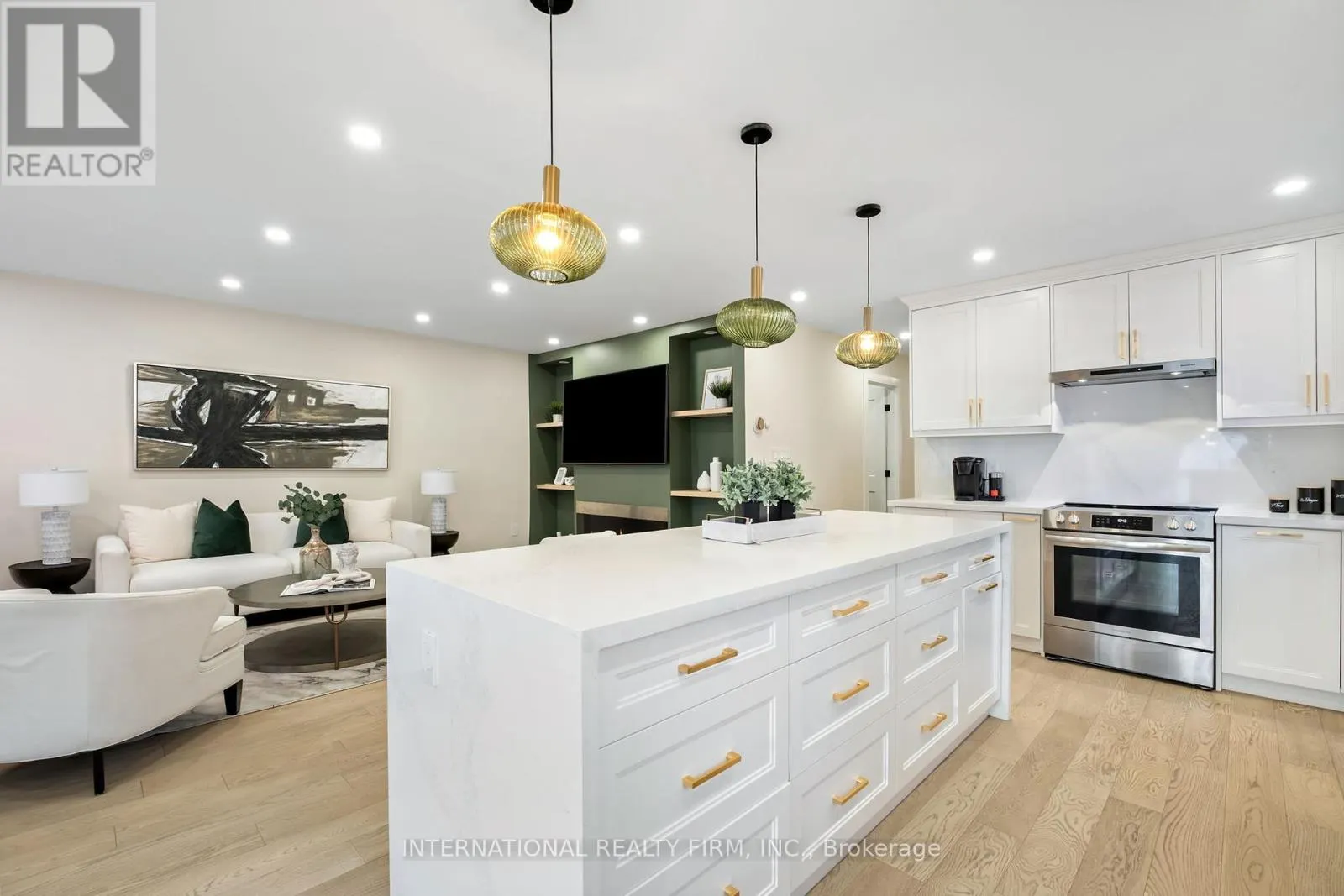 7 BOYNE HIGHLANDS COURT