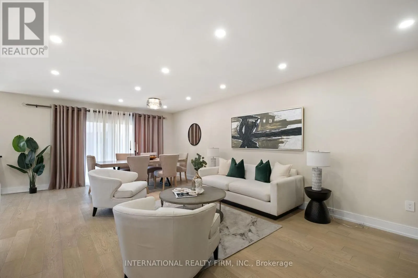 7 BOYNE HIGHLANDS COURT