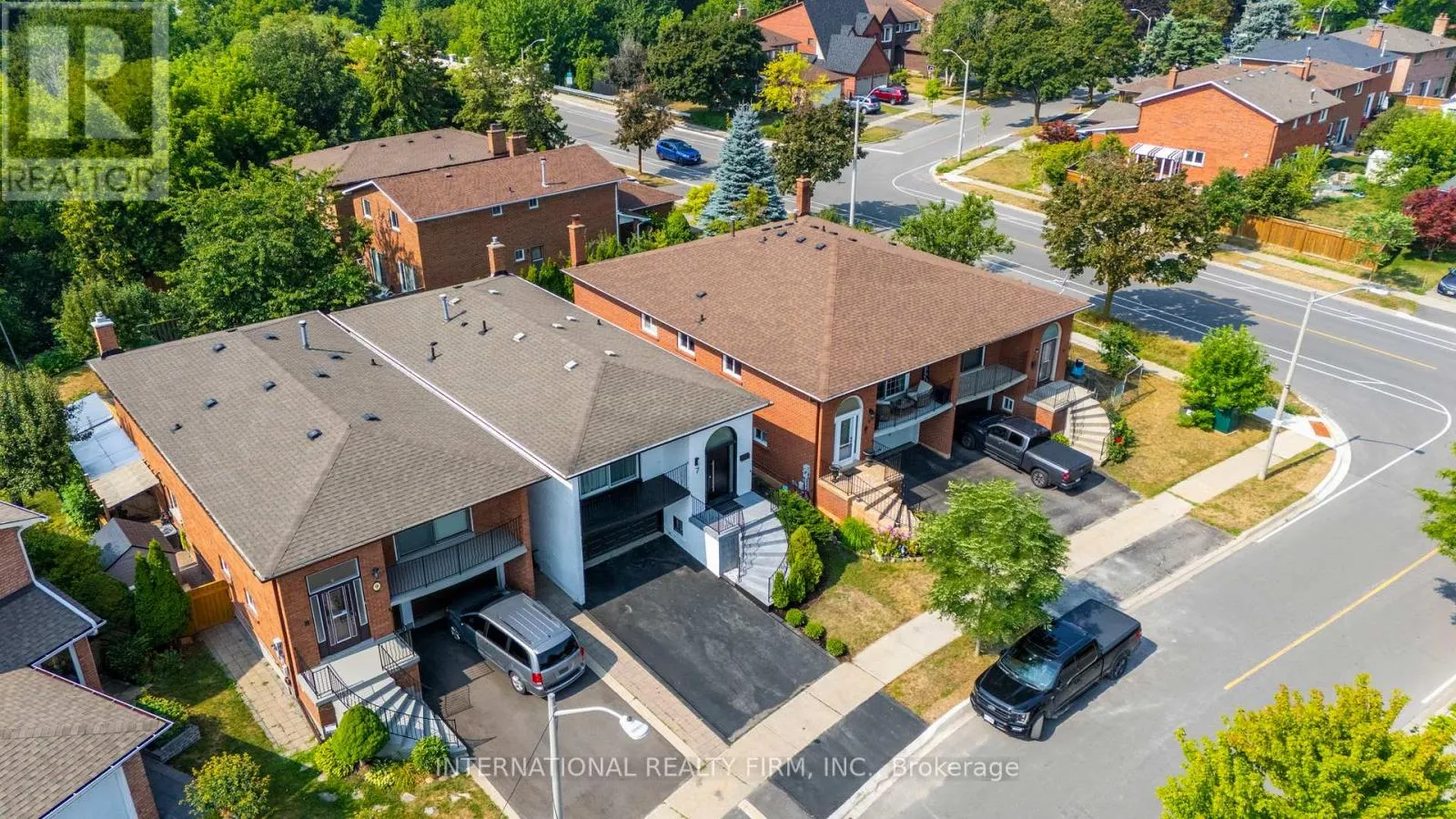 7 BOYNE HIGHLANDS COURT