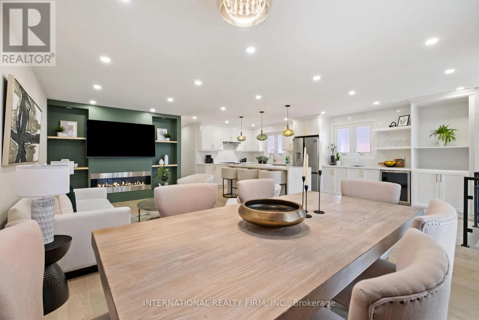 7 BOYNE HIGHLANDS COURT