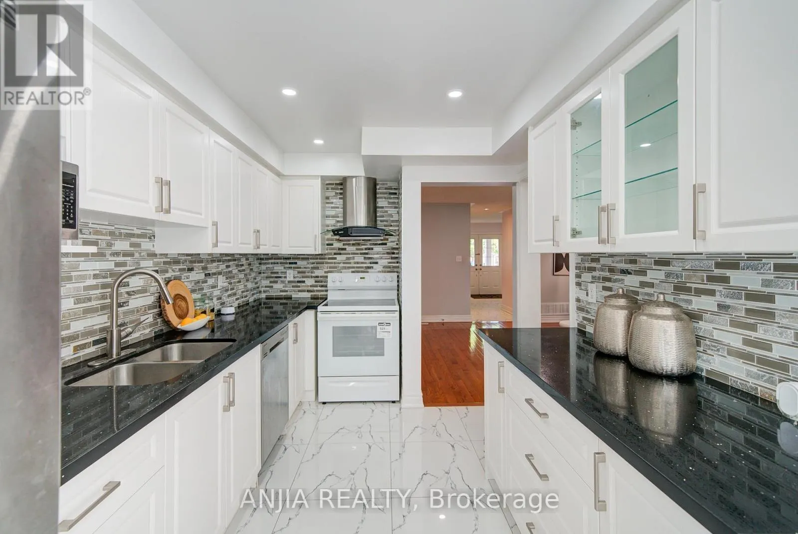 111 VISCOUNT DRIVE
