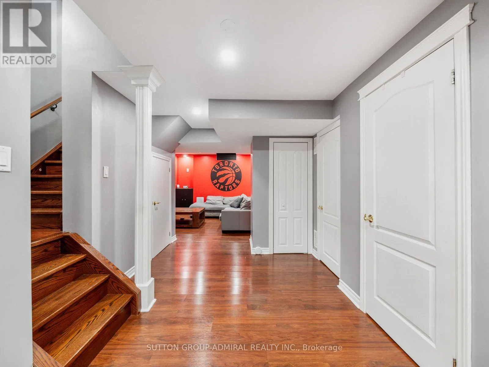 4 HAYWOOD DRIVE